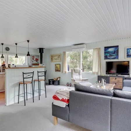 Jaarne - 800m From The Sea By Interhome Feriehus *