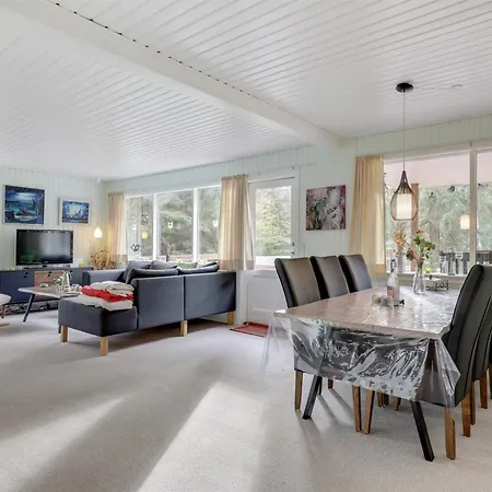 Jaarne - 800m From The Sea By Interhome Feriehus