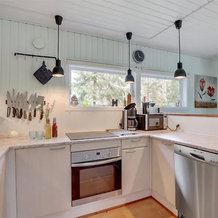 Jaarne - 800m From The Sea By Interhome * Neksø